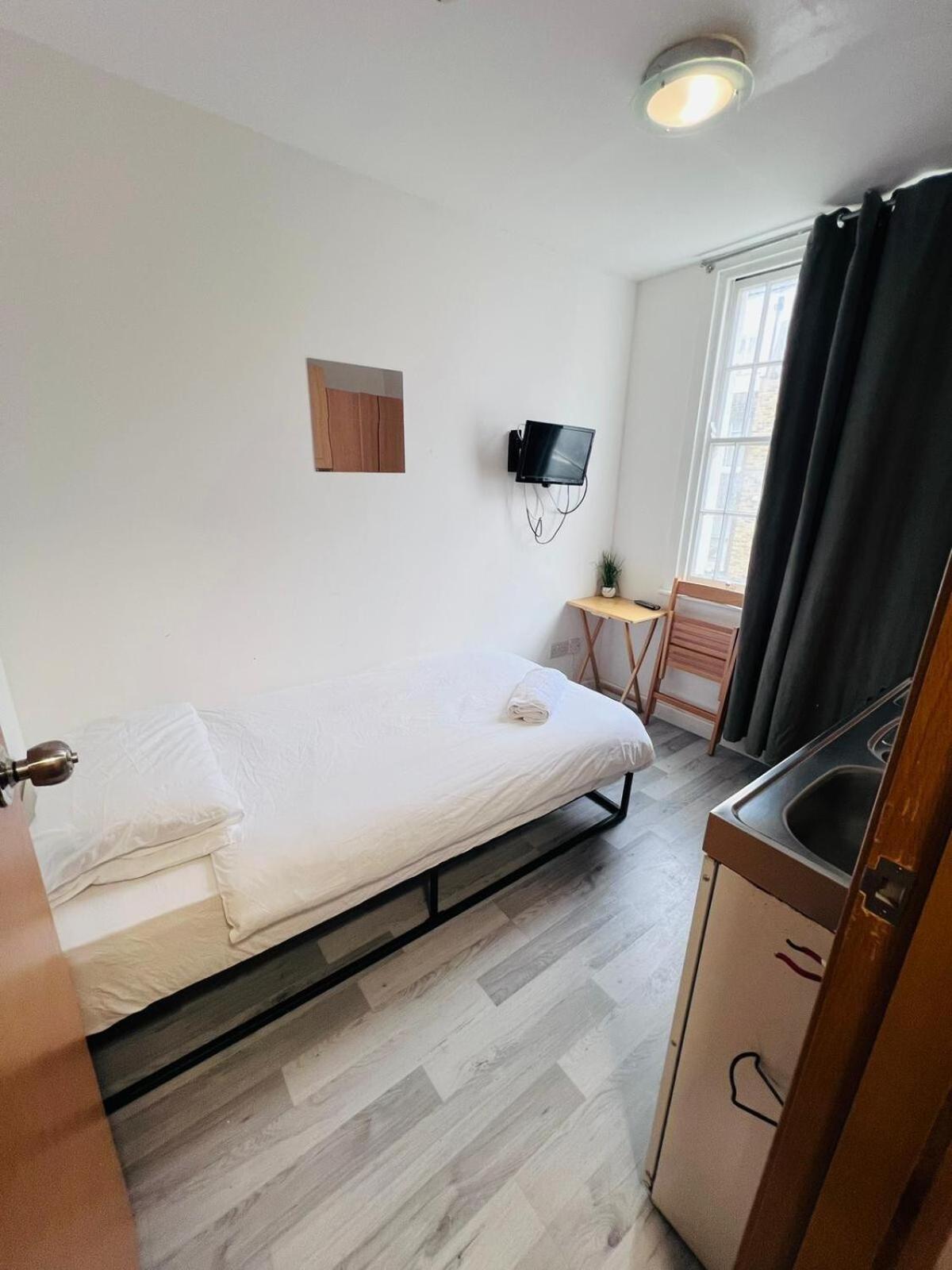 F301-Awesome 3Rd Flr Studio Fits 1 Near Hyde Park 伦敦 外观 照片